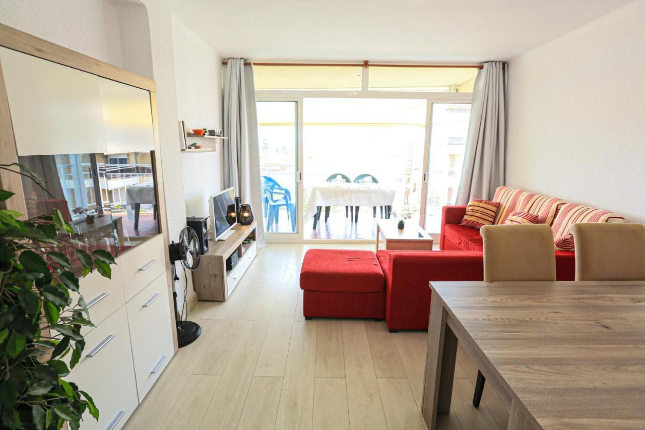 Litoral Costa Dorada - Coral Only Families กัมบริลส์ ภายนอก รูปภาพ